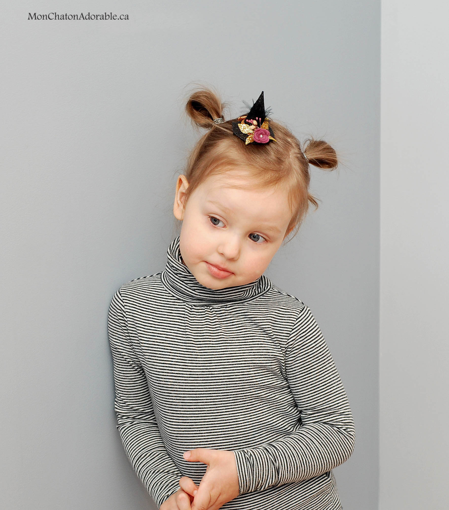 Mini Glitter Witch Hat