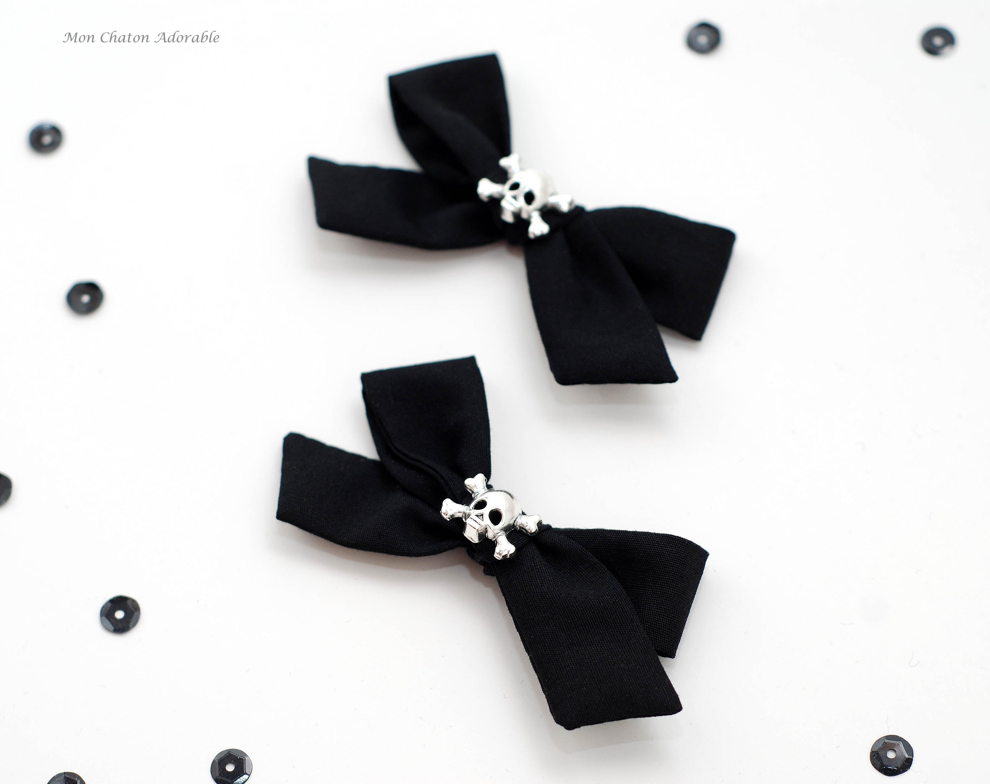 Set of 2 Skull Hair Bows